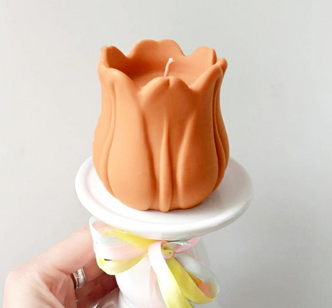 Tulip Candle