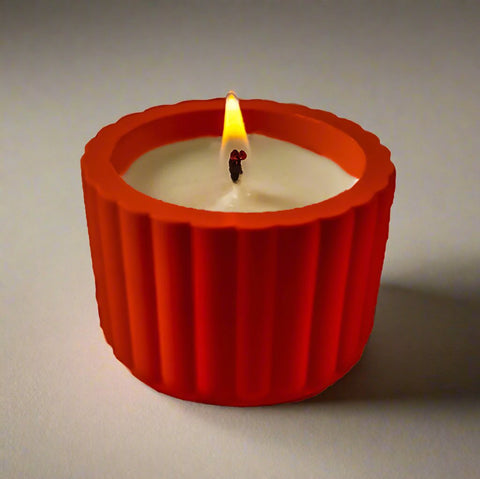 Vessel candle cup